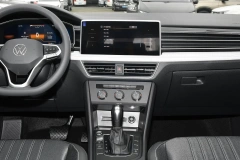 2022 Tiguan L 330TSI automatic two - wheel drive Comfort Edition