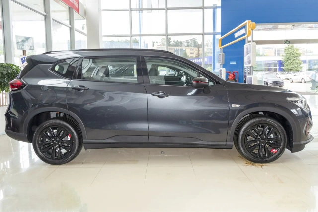 2020 Chevrolet Orlando Mild Hybrid Redline 530T Automatic Indulgence Edition (5+2 seats)