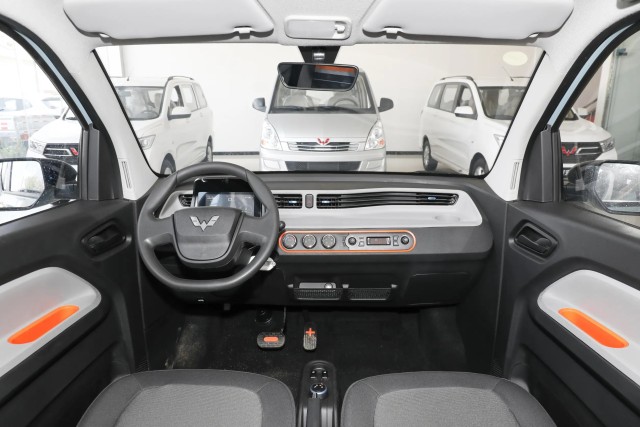 2022 Wuling Hongguang Mini EV Enjoyment Edition