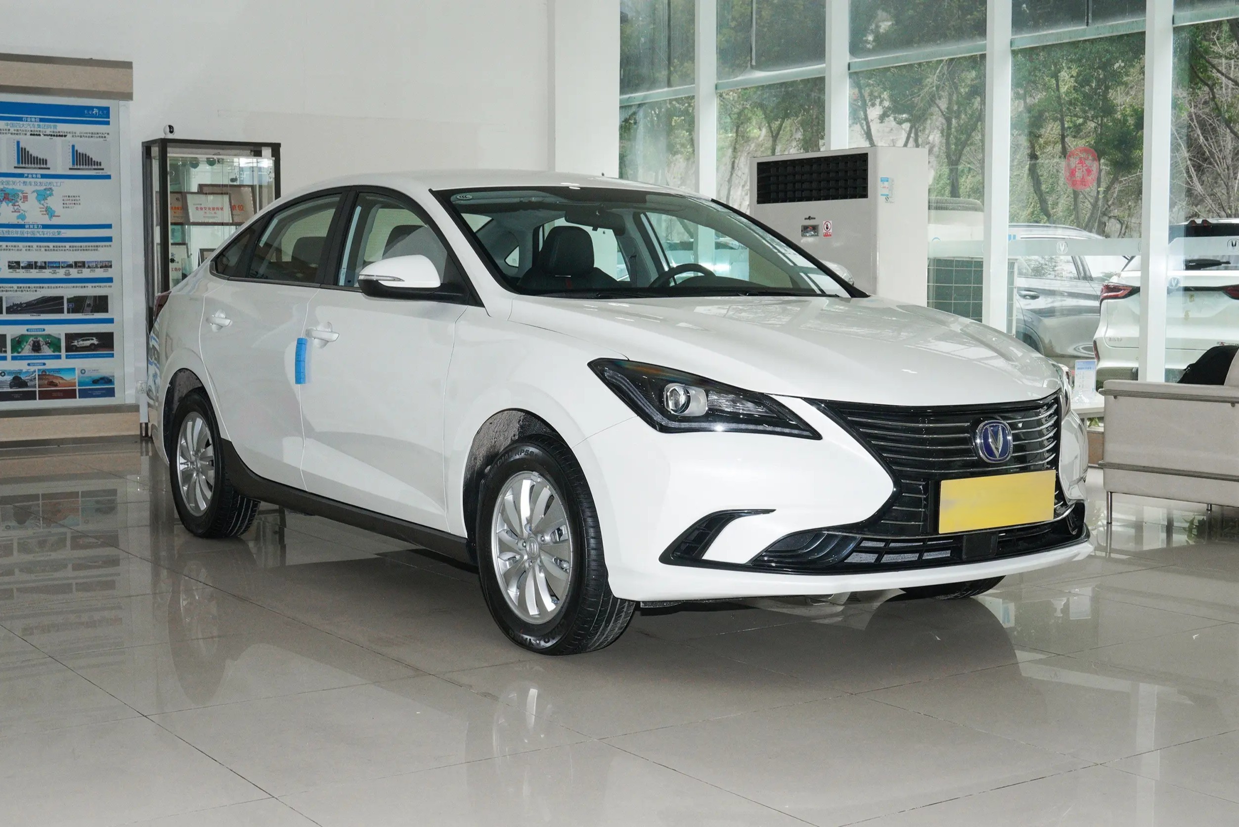 2022 Changan Eado EV460