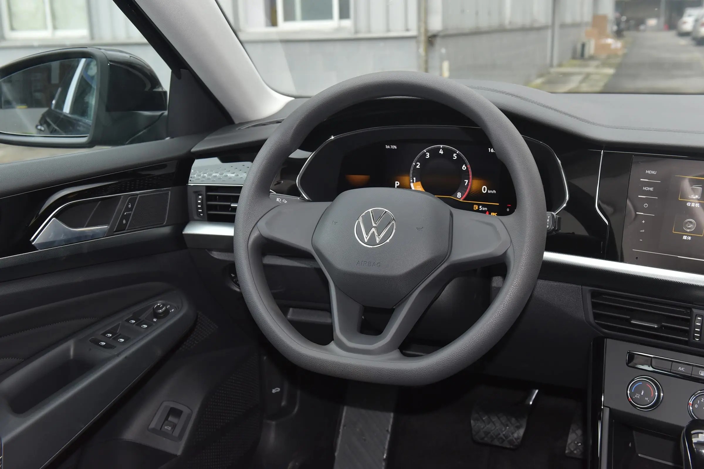2022 Volkswagen Passat 280TSI Business Edition