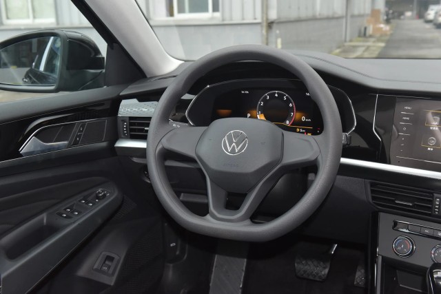 2022 Volkswagen Passat 280TSI Business Edition