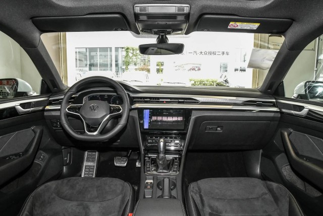 2021 FAW-Volkswagen Arteon 330TSI Dynamic Edition