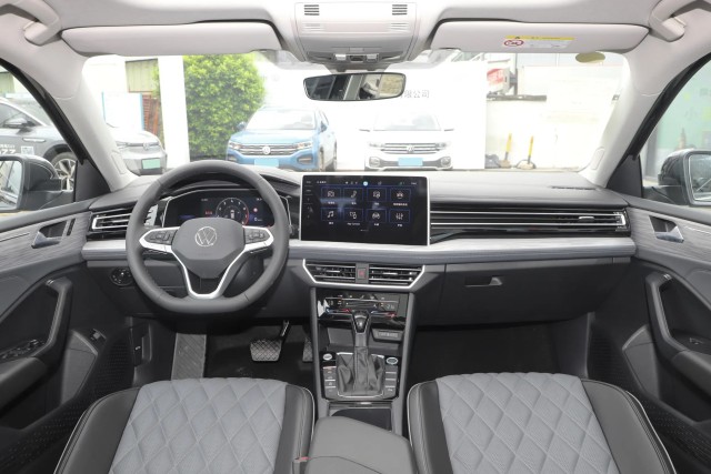 2023 FAW-Volkswagen Sagitar 200TSI DSG Transcendence Edition
