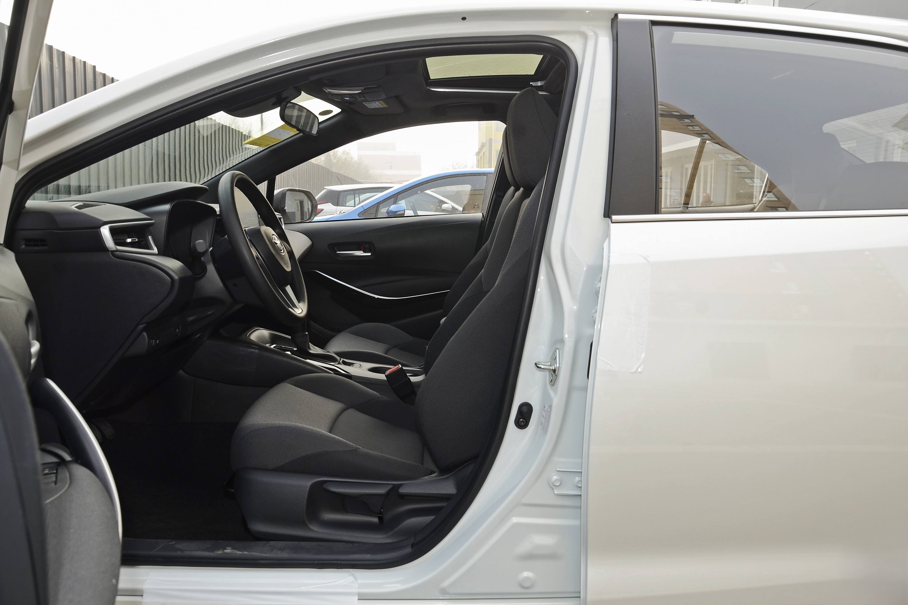 2019 Toyota Levin Hybrid 1.8L E-CVT Luxury Edition (China VI Emission)