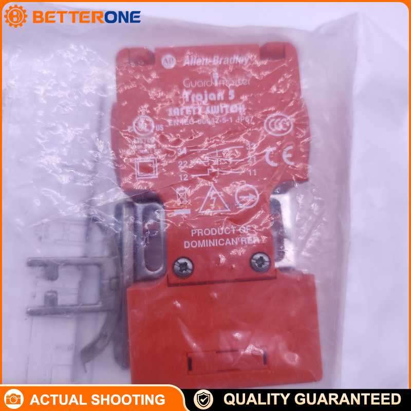 Allen-Bradley Guardmaster 440K-T11085 Trojan™ 5 Tongue Interlock Safety Switch 2NC + 1NO Gold BBM Plastic M20