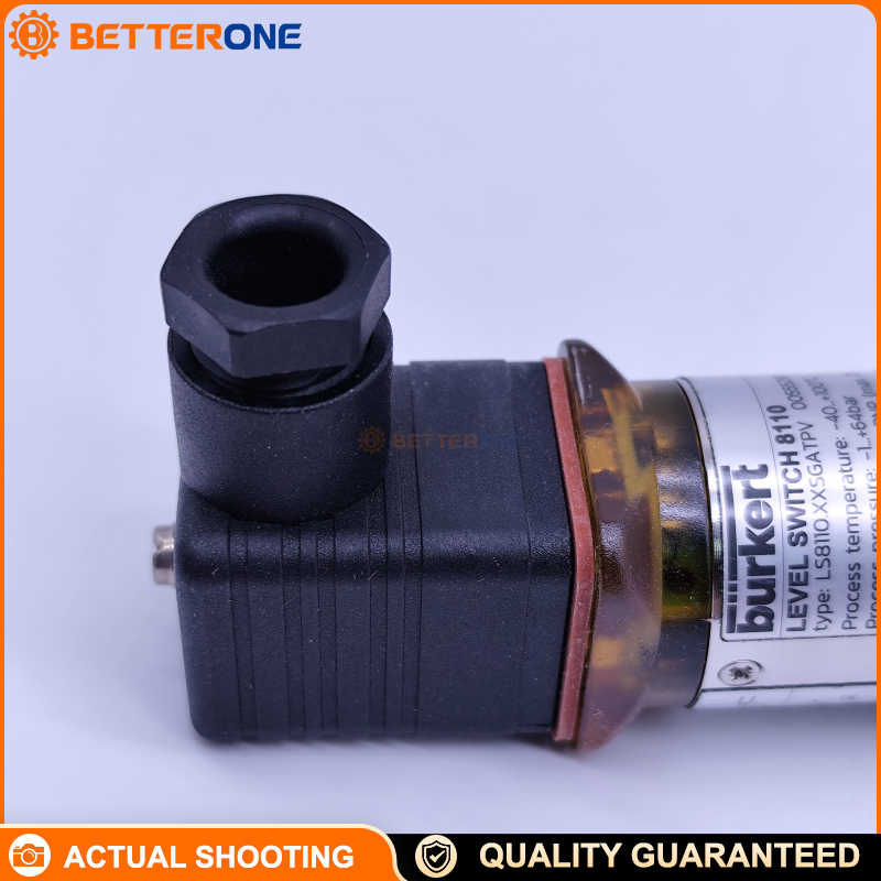 Bürkert 555293 Type 8110 Vibrating Fork Level Switch 10–35 VDC PNP IP65 G 1" Thread DIN EN 175301-803 Form A Plug