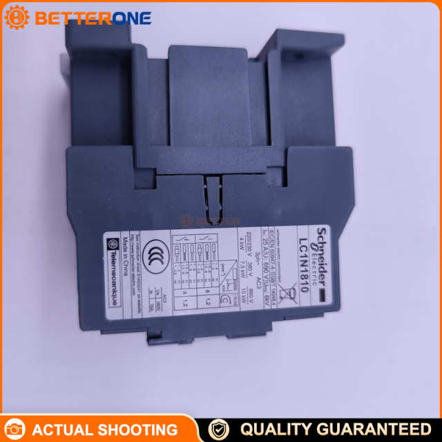 Schneider Electric Easy TeSys Control LC1N1810F5N IEC Contactor, 3P (3NO), AC-3 18A ≤440V, 7.5kW @ 400V, 110 VAC 50Hz Coil, 1NO Aux, 690 VAC