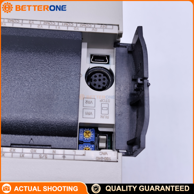 Mitsubishi MELSEC-F FX3G-40MT/ES PLC CPU Base Unit, 40 I/O (24DI + 16DO Transistor SINK), AC100–240V, 32K Steps EEPROM, USB, RS-422, 37W, IP10