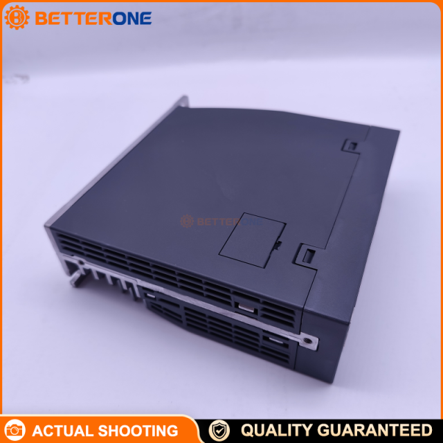 Siemens SINAMICS V90 6SL3210-5FB10-4UF1 Servo Drive with PROFINET, 0.4 kW, 200–240 VAC 1/3-Phase, 2.6 A Rated (7.8 A Max), 45–66 Hz, IP20, 55×170×170 mm