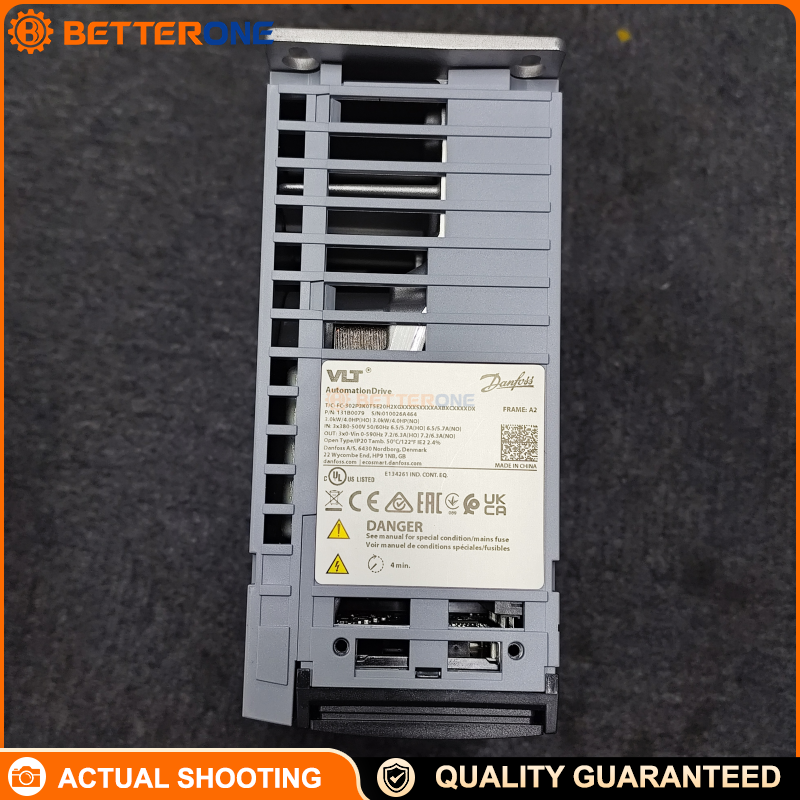 Danfoss VLT® AutomationDrive FC 302 FC-302P3K0T5E20H2XGXXXXSXXXXAXBXCXXXXDX VFD, 3.0kW 4HP, 3-Phase 380–500VAC, IP20 Chassis, H2 RFI Filter, Graphical LCP, No Brake Chopper
