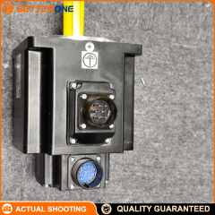Schneider Electric Lexium BCH2MM1523CA6C Servo Motor, BCH2 Series, Medium Inertia, AC Servo Motor for Motion Control