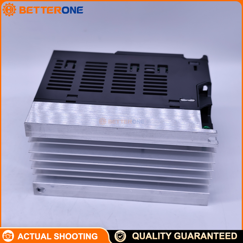 Delta VFD2A8ME21ANSAA ME300 Series AC Drive, 230VAC 1-Phase Input, 0.4kW (0.5HP), 3.2A ND / 2.8A HD, Sensorless Vector VFD with STO  （型号、系列