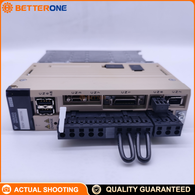 Yaskawa SGDV-2R8A11A Sigma-5 (Σ-V) SERVOPACK Servo Drive, MECHATROLINK-II, 200V Class 3-Phase 200–230VAC, 0.4kW 400W, 2.8A Output, Industrial Servo Amplifier