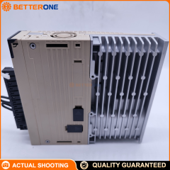 Yaskawa SGDV-2R8A11A Sigma-5 (Σ-V) SERVOPACK Servo Drive, MECHATROLINK-II, 200V Class 3-Phase 200–230VAC, 0.4kW 400W, 2.8A Output, Industrial Servo Amplifier