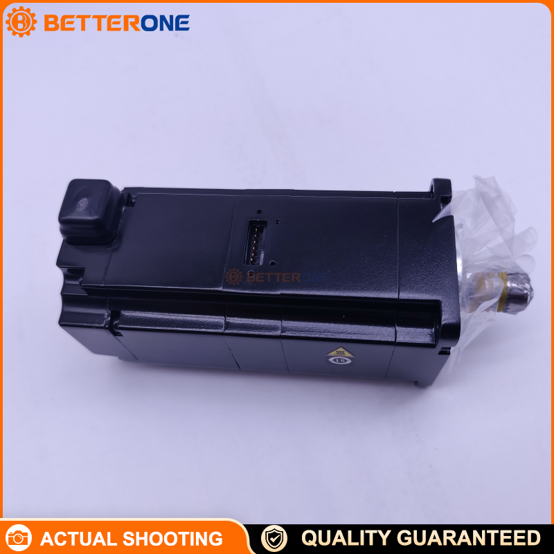 Yaskawa SGM7J-04A6A2C Sigma-7 Rotary Servo Motor, 200V Class, 0.4kW (400W), 3000rpm Rated / 6000rpm Max, 24-Bit Batteryless Absolute Encoder, With 24VDC Holding Brake, 60mm Flange, Straight Shaft (No Key)