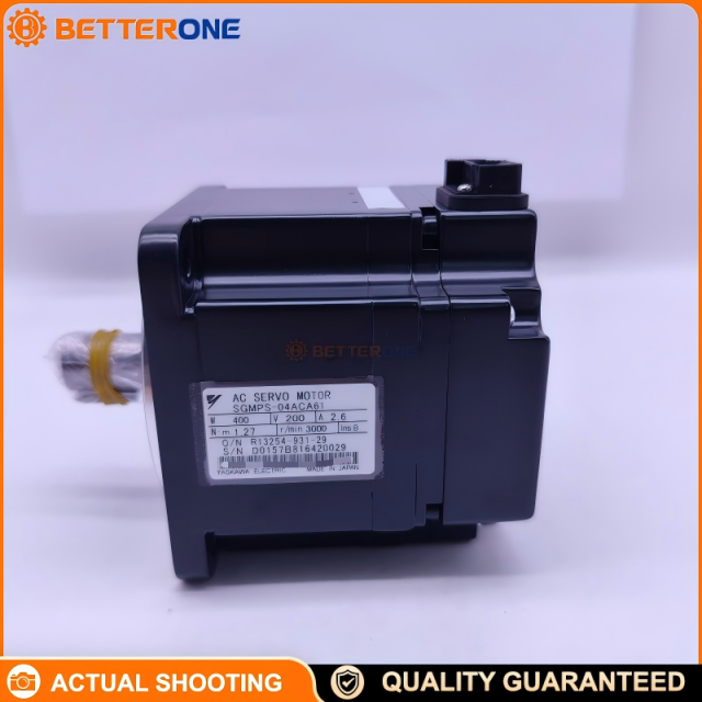 Yaskawa SGMPS-04ACA61 AC Servo Motor, 400W 0.4kW, 200V, 2.6A, 3000rpm Rated Speed, 1.27Nm Rated Torque, Industrial Rotary Servo Motor for Automation