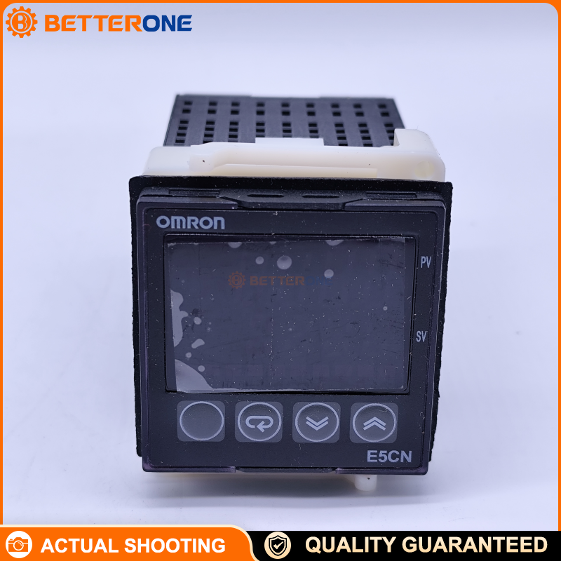 OMRON E5CN-Q2MT-500 Digital Temperature Controller, 1/16 DIN 48×48mm, Universal TC/RTD Input, SSR Drive Voltage Output 12VDC 21mA, 2 Alarm Outputs, 100–240VAC Supply, 250ms Sampling, With Terminal Cover (-500)