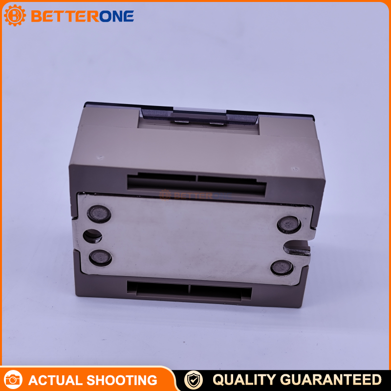 OMRON G3NA-D210B-UTU DC5-24 Solid State Relay (SSR), Photocoupler Isolation, 10A 5–200VDC Load, Screw Terminal, Chassis Mount, TÜV Version (-UTU), Built-in Indicator