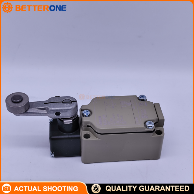 OMRON WLCA2-2N-N Limit Switch, WL Series Heavy-Duty Position Switch, Two-Circuit DPDB (Double-Break), Roller Lever Actuator (R38), IP67, Screw Terminal, G1/2 Conduit