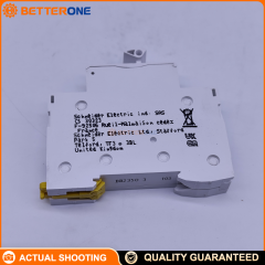 Schneider Electric A9N15646 Acti9 STI Fuse-Disconnector, 1P+N 25A, For 10.3×38mm Fuse Link, aM/gG Fuse Curve, 500VAC Rated, DIN Rail Clip-On, Screw Clamp Terminals, IP20