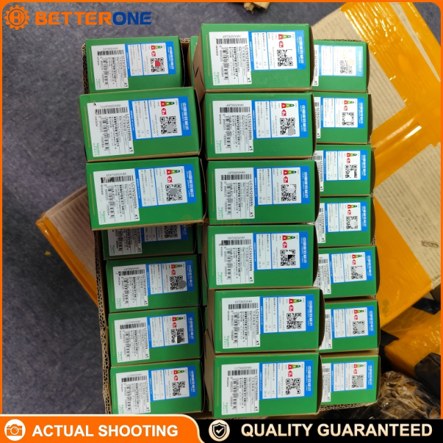 Schneider Electric LC1N1210M5N Easy TeSys Control Contactor, 3P (3NO), AC-3 12A ≤440VAC, AC-3e 12A, AC-1 25A, 220VAC 50Hz Coil (M5N), 1NO Auxiliary Contact, Rated Ue ≤690VAC, Motor Control / Resistive Load