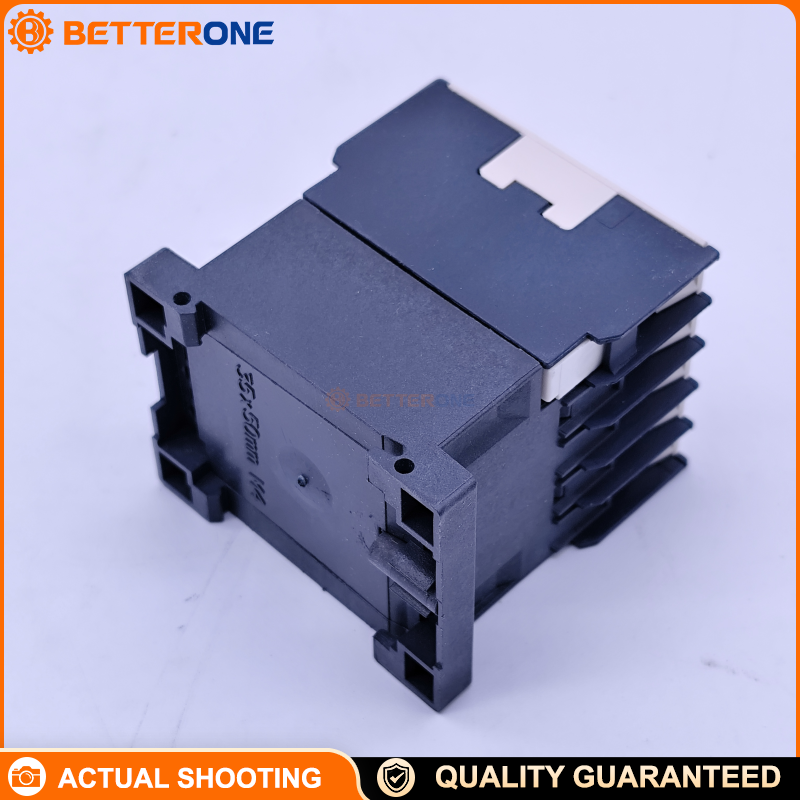 Schneider Electric LP1K0901BD TeSys K Mini Contactor, 3P (3NO), AC-3/AC-3e ≤440VAC 9A (4kW @ 400VAC), 24VDC Coil (BD), Built-In 1NC Auxiliary Contact, Screw Clamp Terminals, Ue 690VAC, DIN-Rail/Panel Mount
