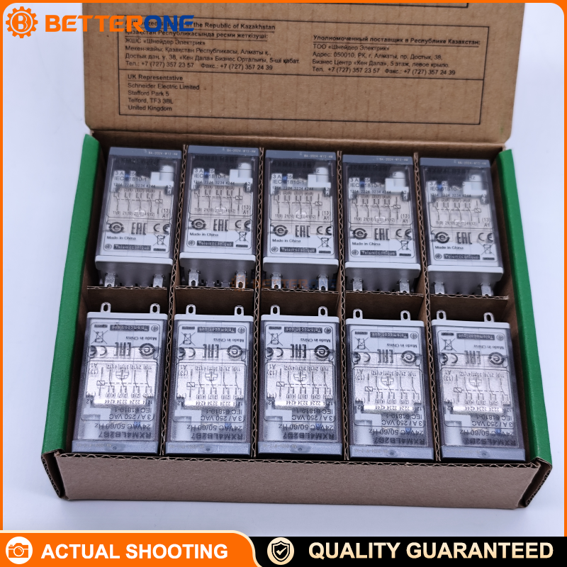 Schneider Electric RXM4LB2B7 Harmony Miniature Plug-In Relay, 4C/O (4PDT), 24VAC 50/60Hz Coil, 3A (Ithe), With LED Indicator & Mechanical Flag, Socket Mount for RXZE Base, 250VAC/28VDC Switching