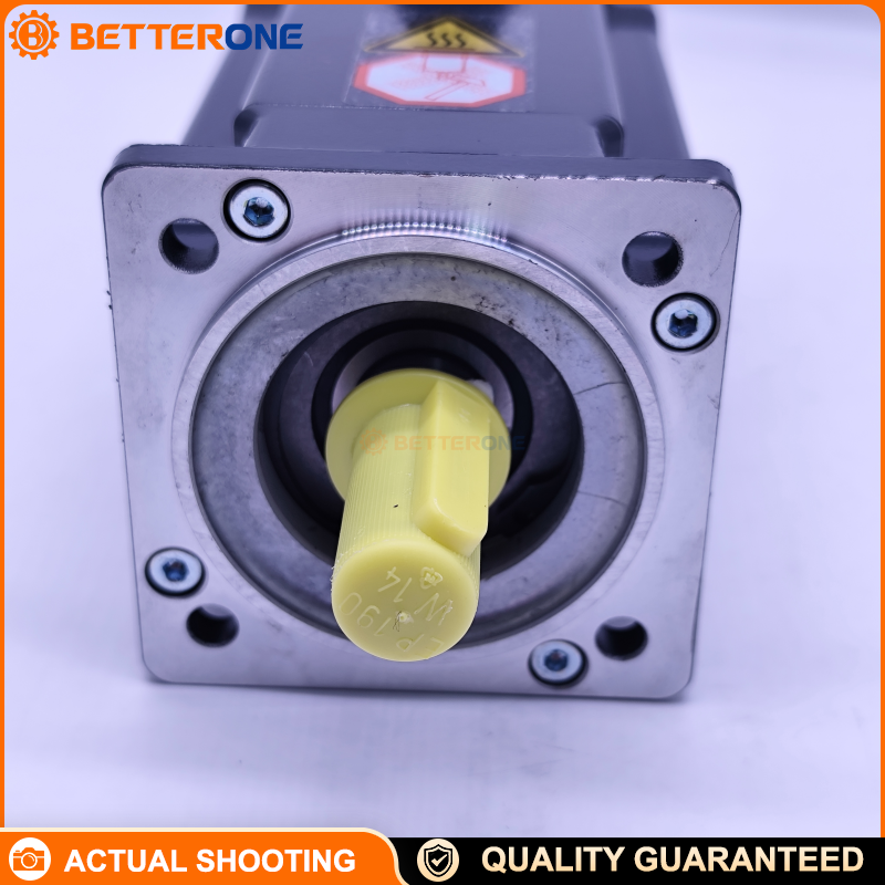 Beckhoff AM8032-1D20-0000 AM8000 Servo Motor, 2.38 Nm Standstill Torque, 0.72 kW, 3000 rpm, OCT Feedback (Absolute Encoder), 100–480 VAC