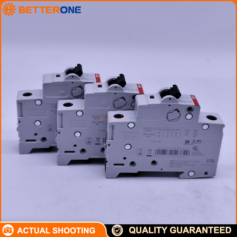 ABB 2CDS251001R0044 S201-C4 Miniature Circuit Breaker, 1-Pole, 4A Rated Current, C-Curve, 230/400VAC, 6kA Breaking Capacity (S200 System pro M compact)
