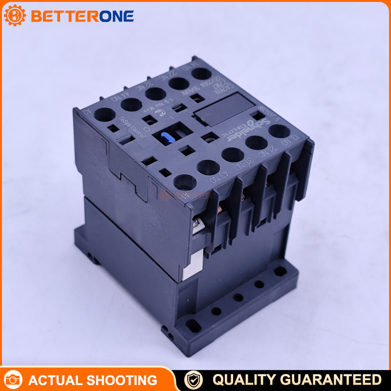 Schneider Electric CA2KN22M7 TeSys K Control Relay, 4P (2NO+2NC), rated operational voltage up to 690V, 220–230VAC 50/60Hz coil, screw clamp terminals, DIN-rail/plate mounting, for control circuits and automation panels.