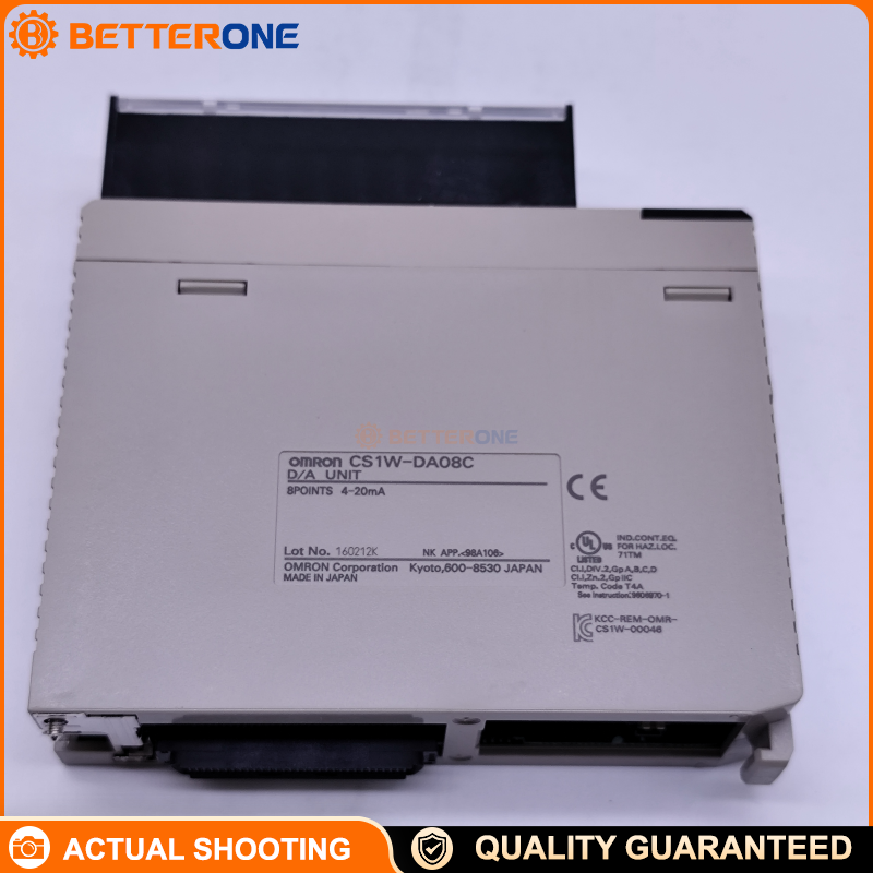Omron CS1W-DA08C CS1 Series Analog Output Unit, 8-channel 4–20 mA current outputs, 1/4,000 resolution (~12-bit), ~1 ms/point conversion, offset/gain adjustment and output hold—ideal for CS1 rack PLC analog control.