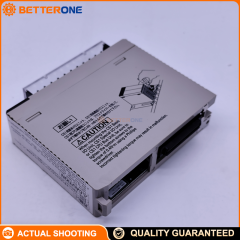 Omron CS1W-DA08C CS1 Series Analog Output Unit, 8-channel 4–20 mA current outputs, 1/4,000 resolution (~12-bit), ~1 ms/point conversion, offset/gain adjustment and output hold—ideal for CS1 rack PLC analog control.