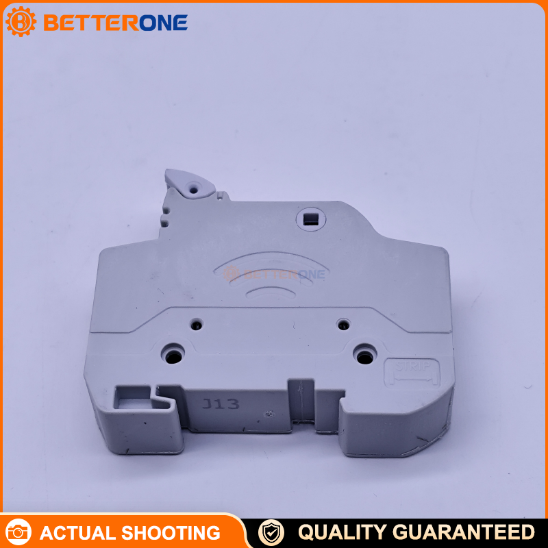 Eaton Bussmann CHM1DIU Modular Fuse Holder, 1 Pole, for 10×38 mm fuses, 30A UL / 32A IEC, 600V UL / 690V IEC, DIN-rail mounting, with status indication, for low-voltage distribution and industrial control protection.