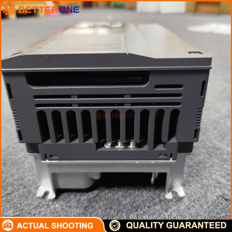 Mitsubishi Electric FR-A840-2.2K-1 FREQROL FR-A800 High-Performance Inverter, 2.2kW, 3-phase 400V class input / 3-phase 380–500V output, rated output current 6A, built for industrial communication and precise motor control