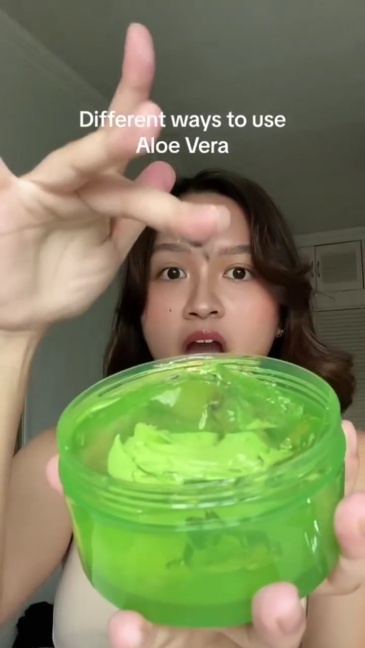 Aloe Vera Moisturizing Gel 260g