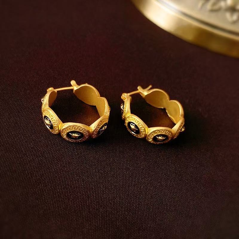 Vintage-inspired earrings