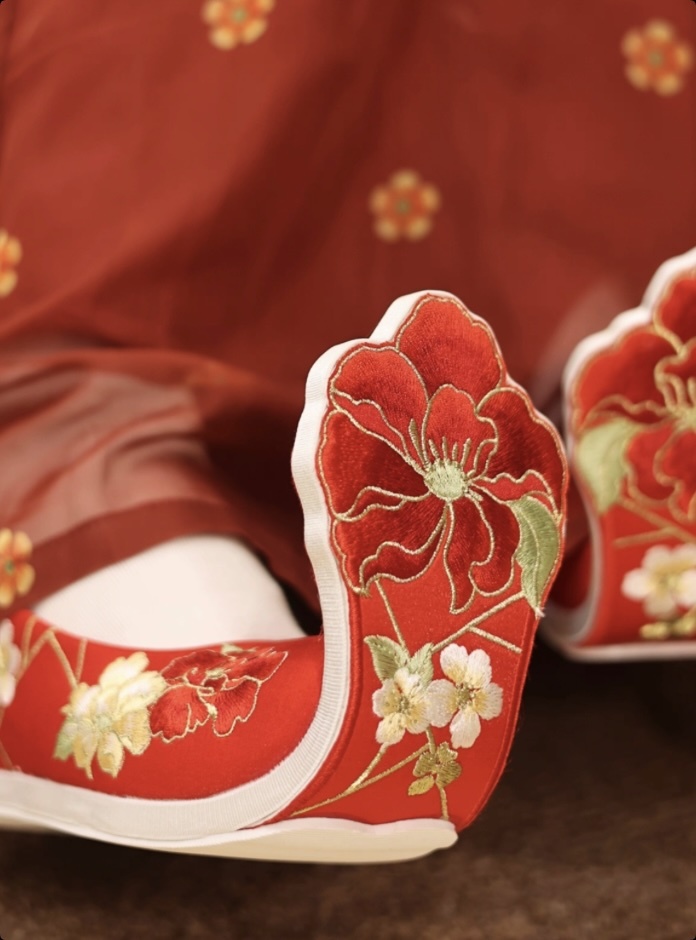Improved Version of Qiaotou Shoes (Hanfu Footwear)，Invisible/Flat Heel
