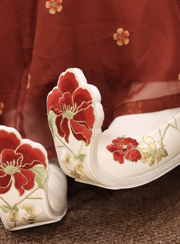 Improved Version of Qiaotou Shoes (Hanfu Footwear)，Invisible/Flat Heel