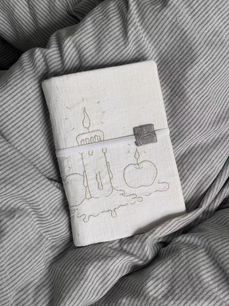 New Apple A6 Embroidered Loose-Leaf Notebook, Detachable Planner Journal, Portable Notepad for Students
