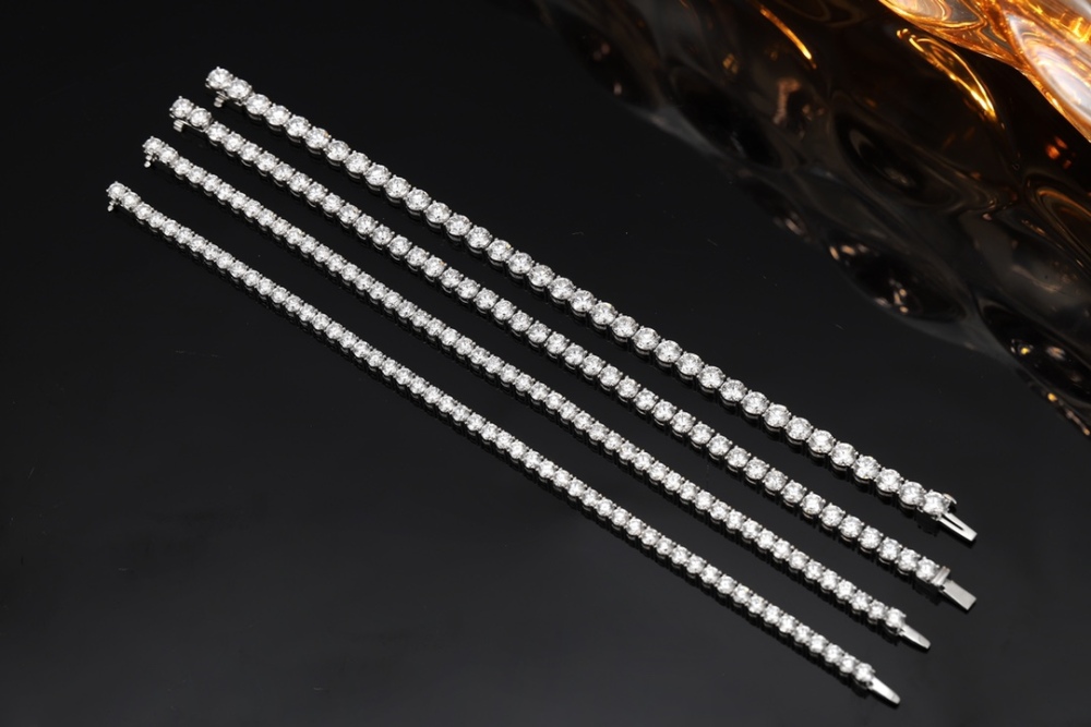 PT950 Lab-Grown Diamond Bracelet (Round, 0.20 Carat)