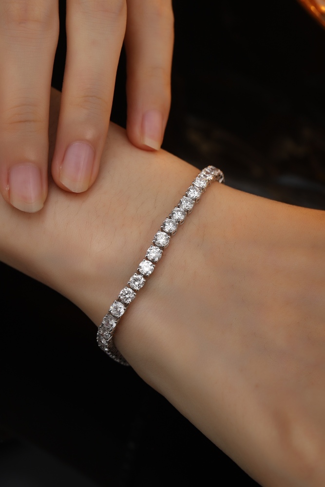 PT950 Lab-Grown Diamond Bracelet (Round, 0.20 Carat)