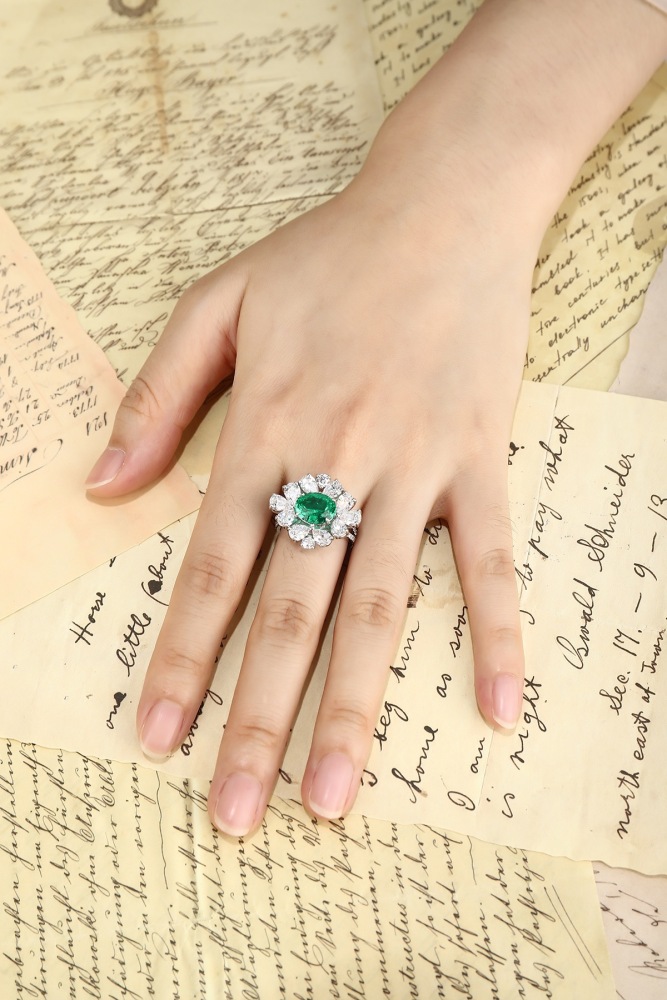 Floral Cluster Lab-Grown Emerald S925 Silver Statement Ring