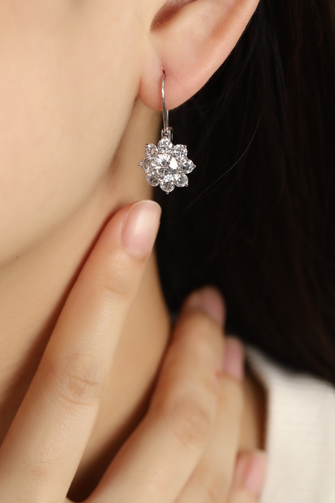 18K Gold Simulated Diamond Earrings JE2109A