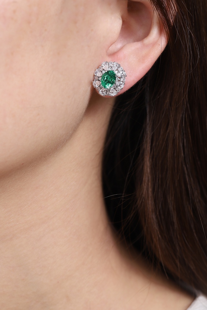 S925 Silver Lab-Grown Emerald Stud Earrings