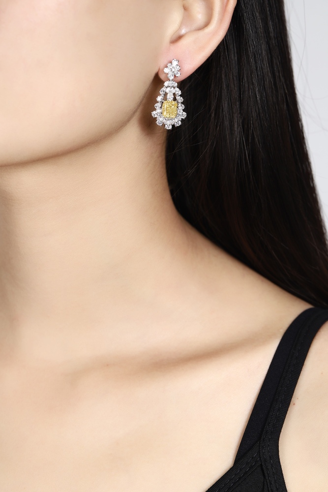 S925 Silver Stud Earrings with Simulated Yellow and White Diamonds