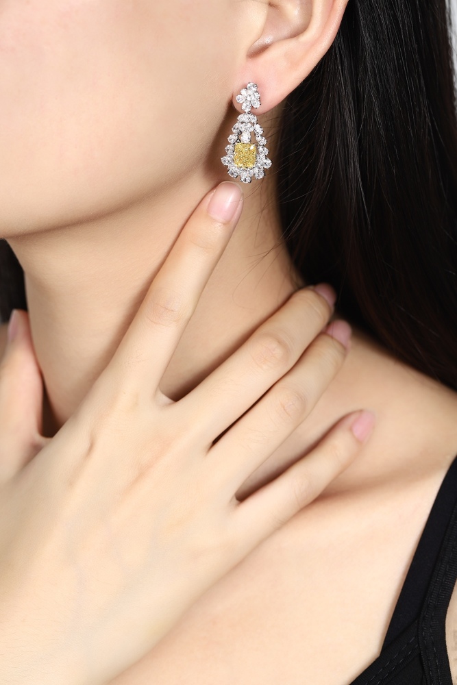 S925 Silver Stud Earrings with Simulated Yellow and White Diamonds