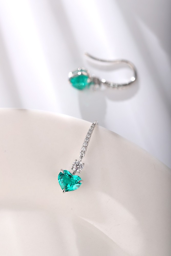 S925 Silver Lab-Grown Emerald Stud Earring