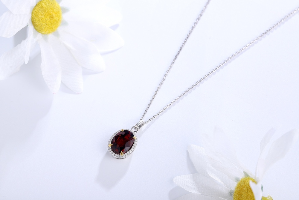 S925 Sterling Silver Natural Garnet Necklace Y