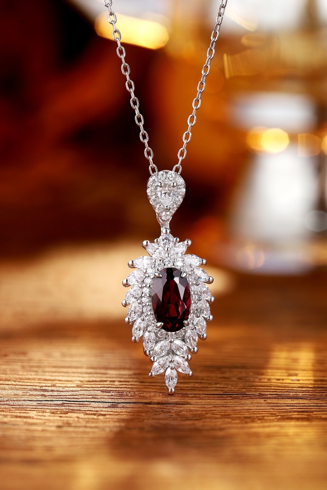 S925 Sterling Silver Natural Garnet Necklace Y
